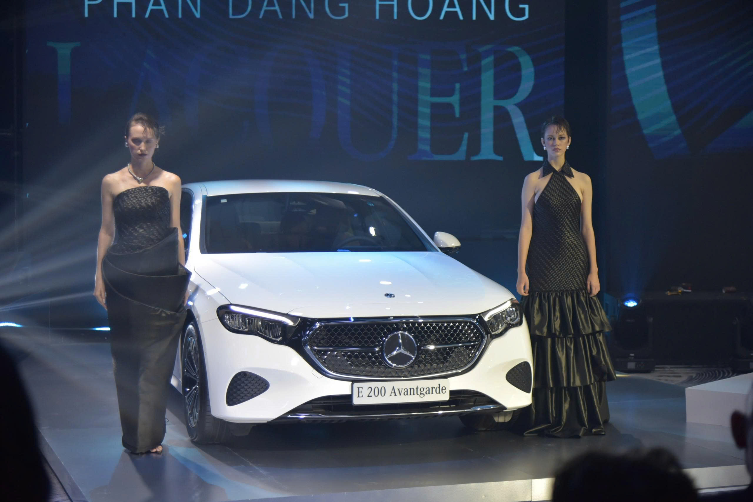 z7141070537518bd07e502bf0f83d136432a60d572b727