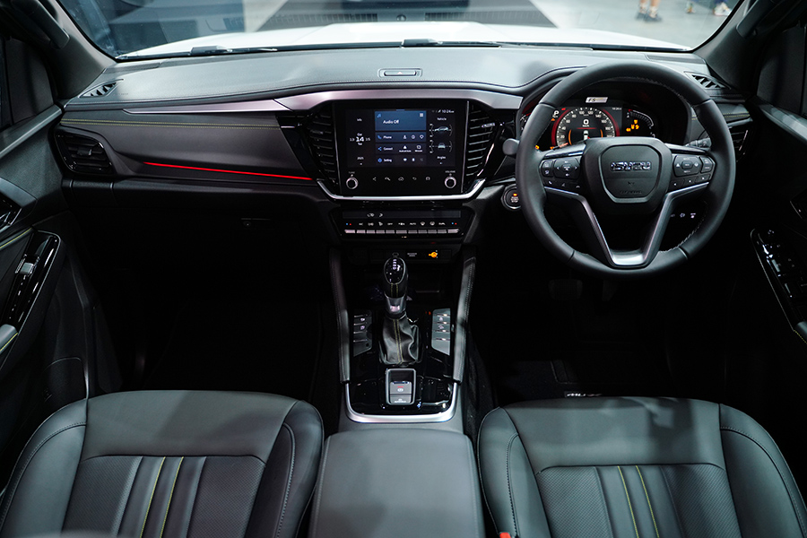 isuzu mu x my2026 10