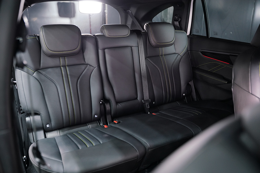 isuzu mu x my2026 12