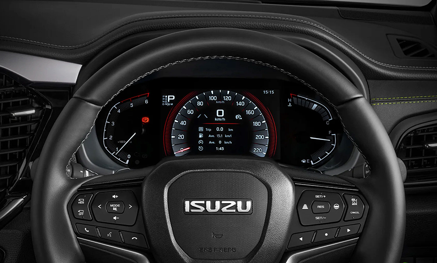 isuzu mu x rs 2024 interior 2