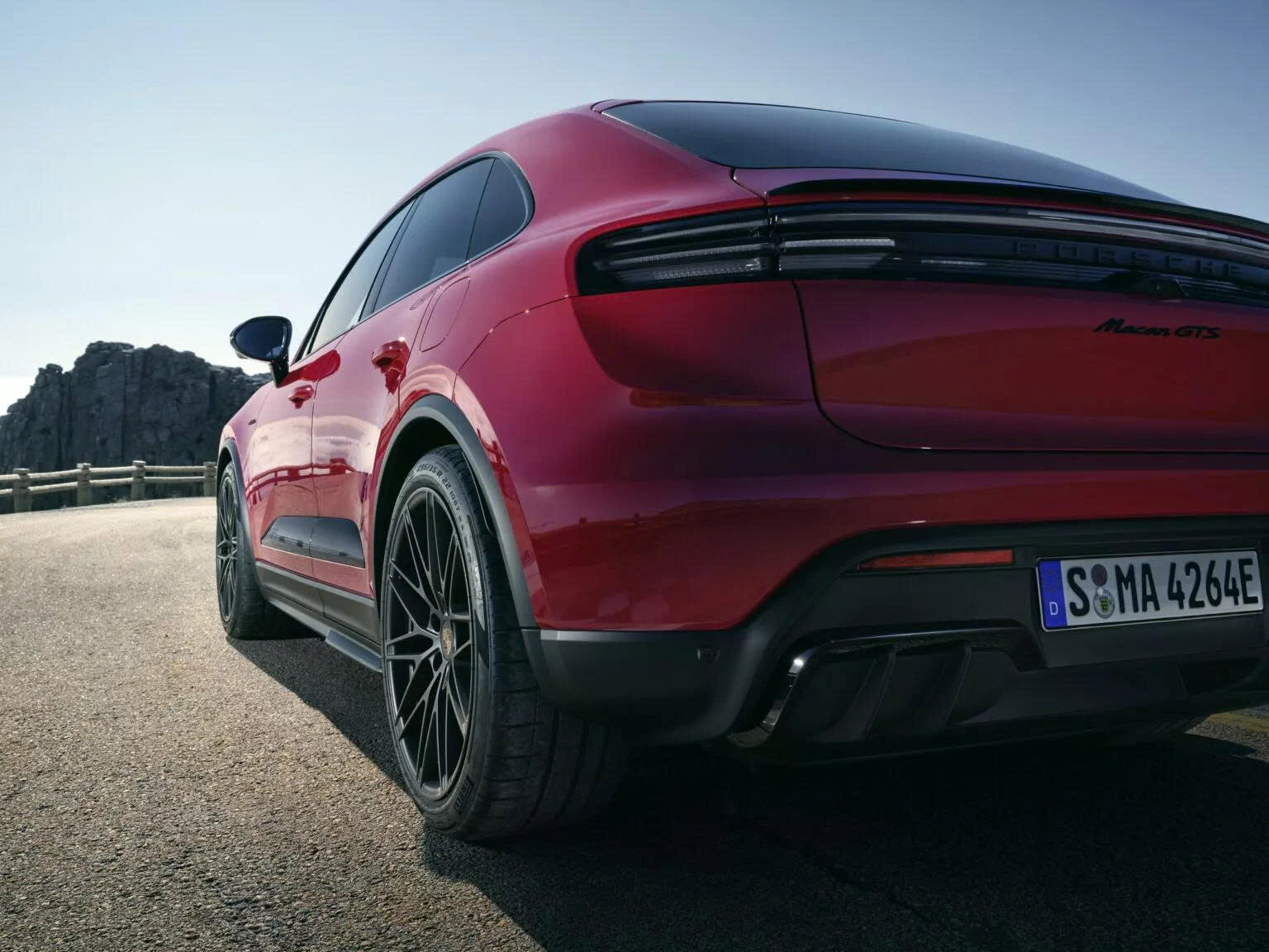 porsche macan gts 5