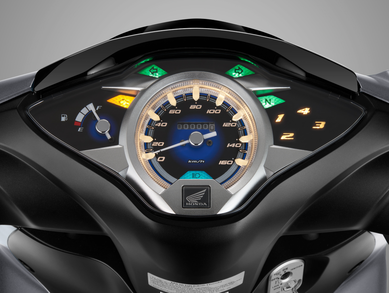 honda future 125 fi 2026 mat dong ho 650x490 03