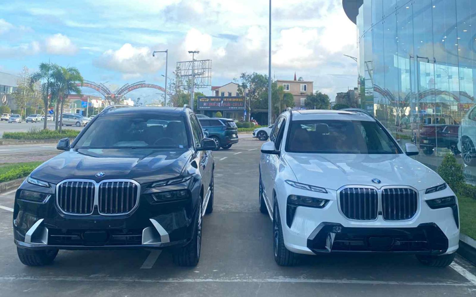 bmw x7 1