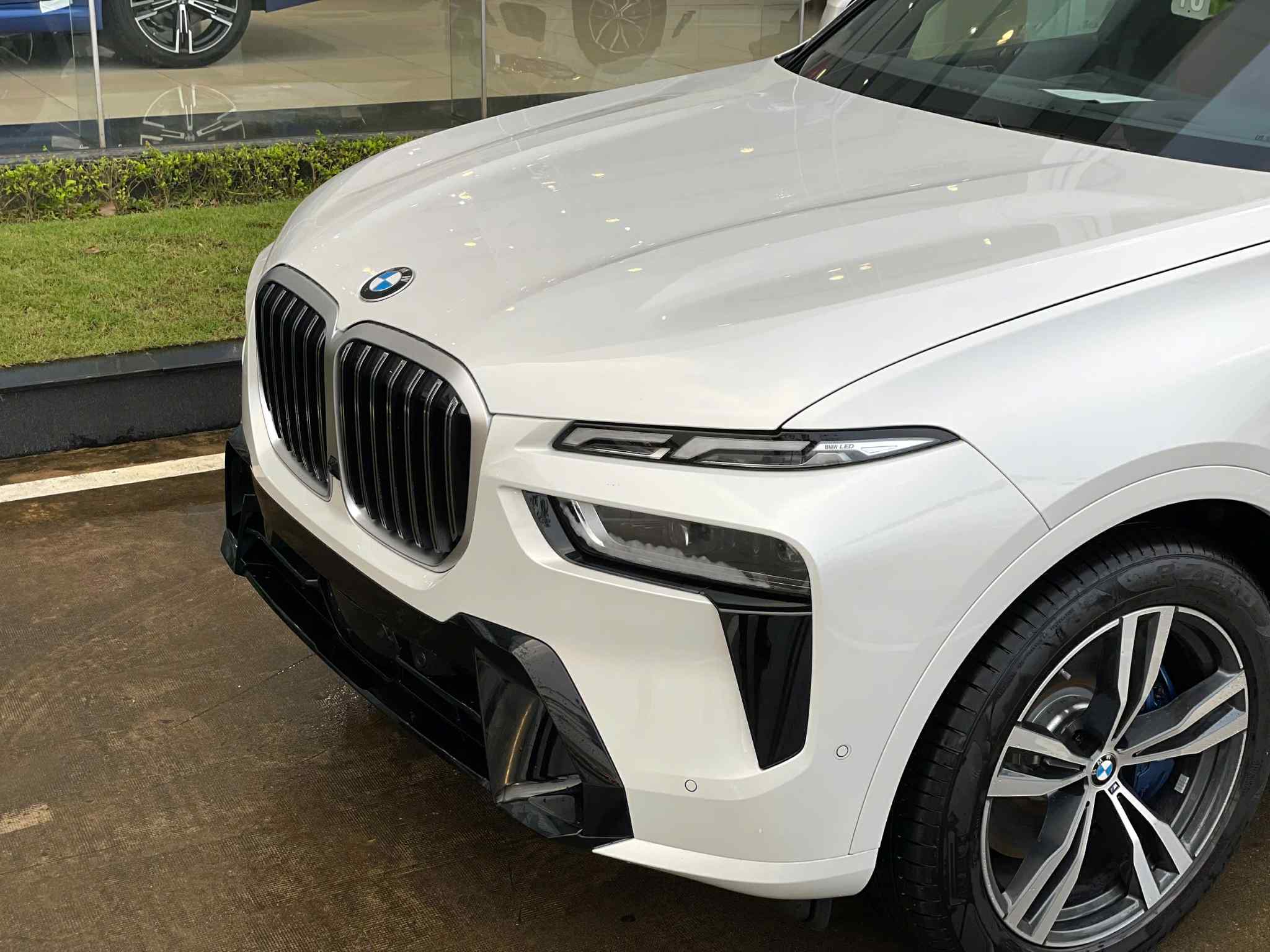 bmw x7 4