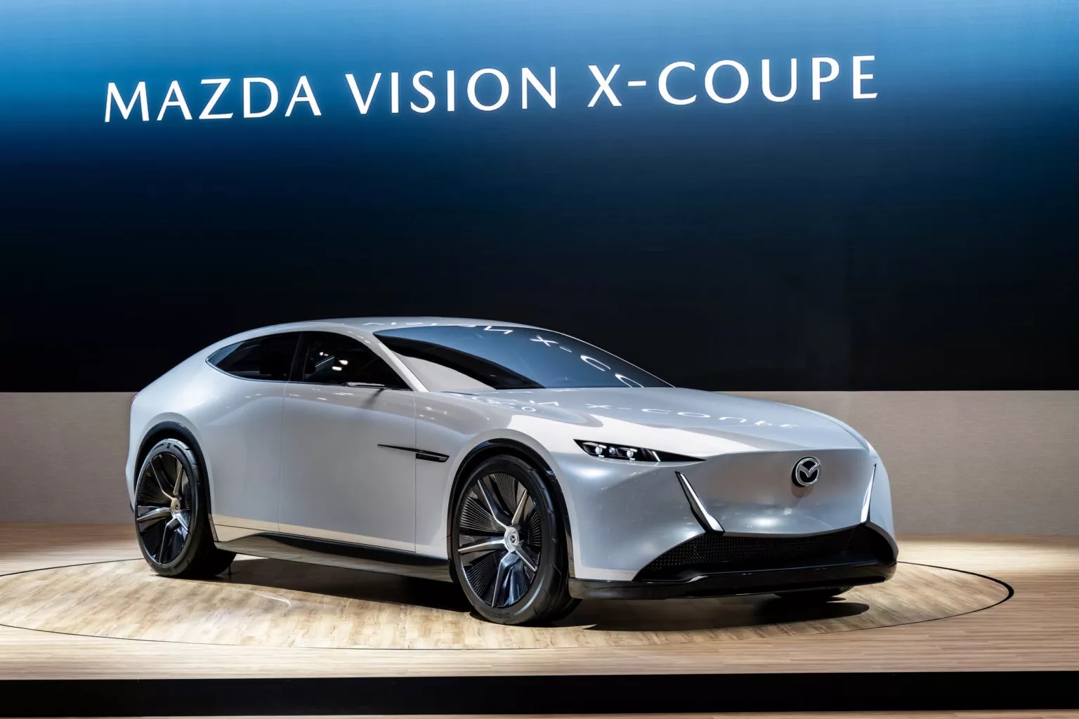 mazda vision x coupe 1