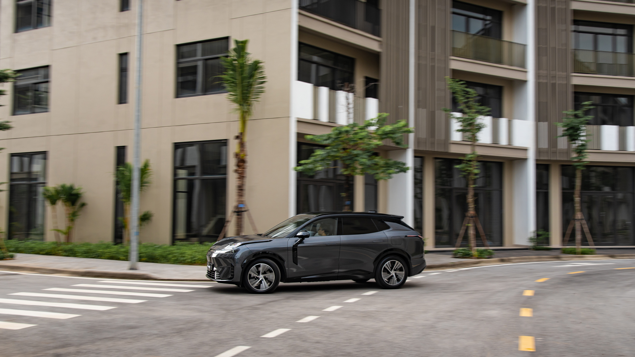 lynk co 08 review 18