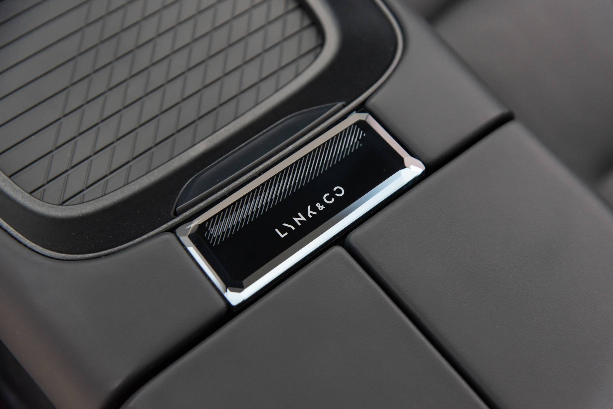 lynk co 08 review 43