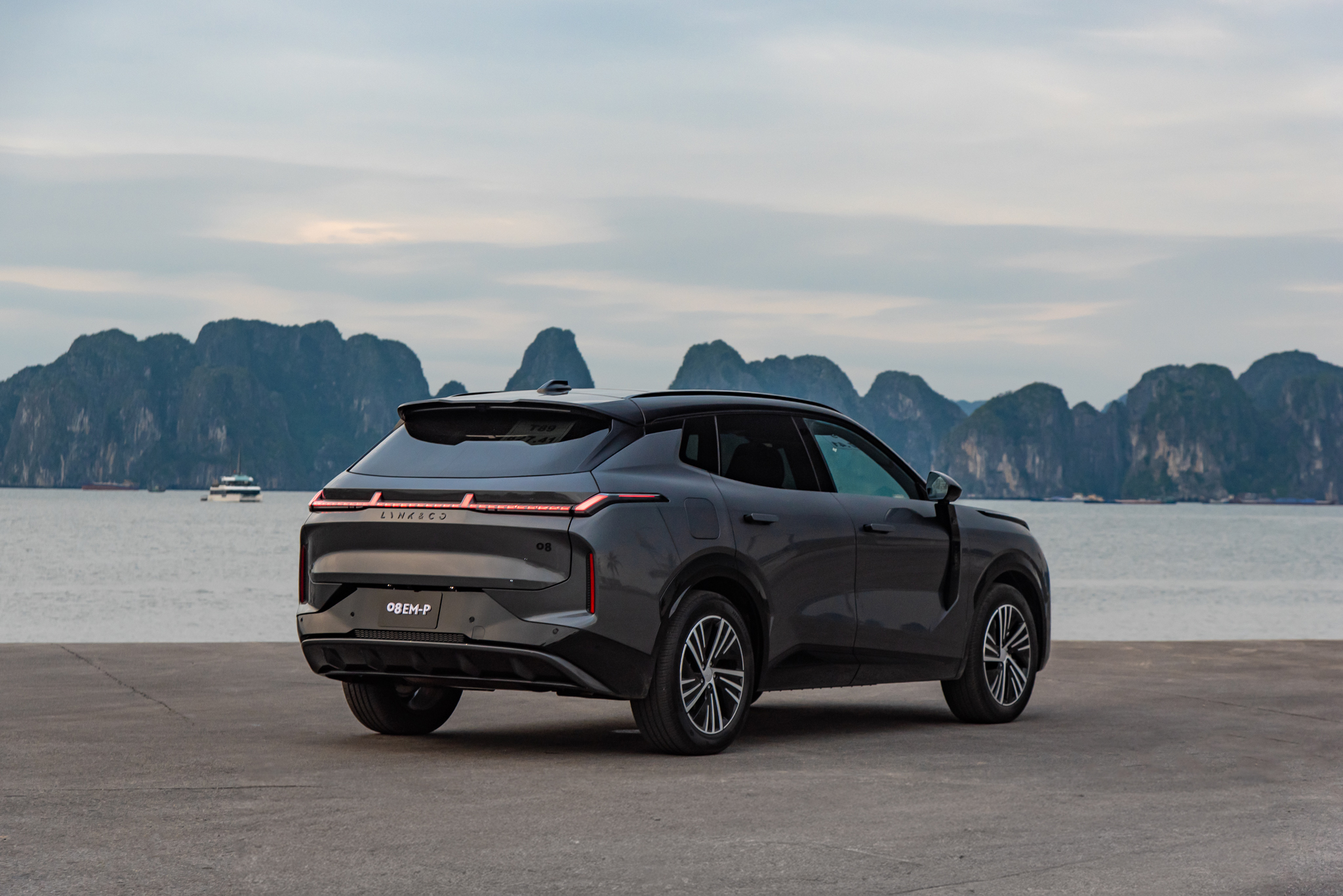 lynk co 08 review 55