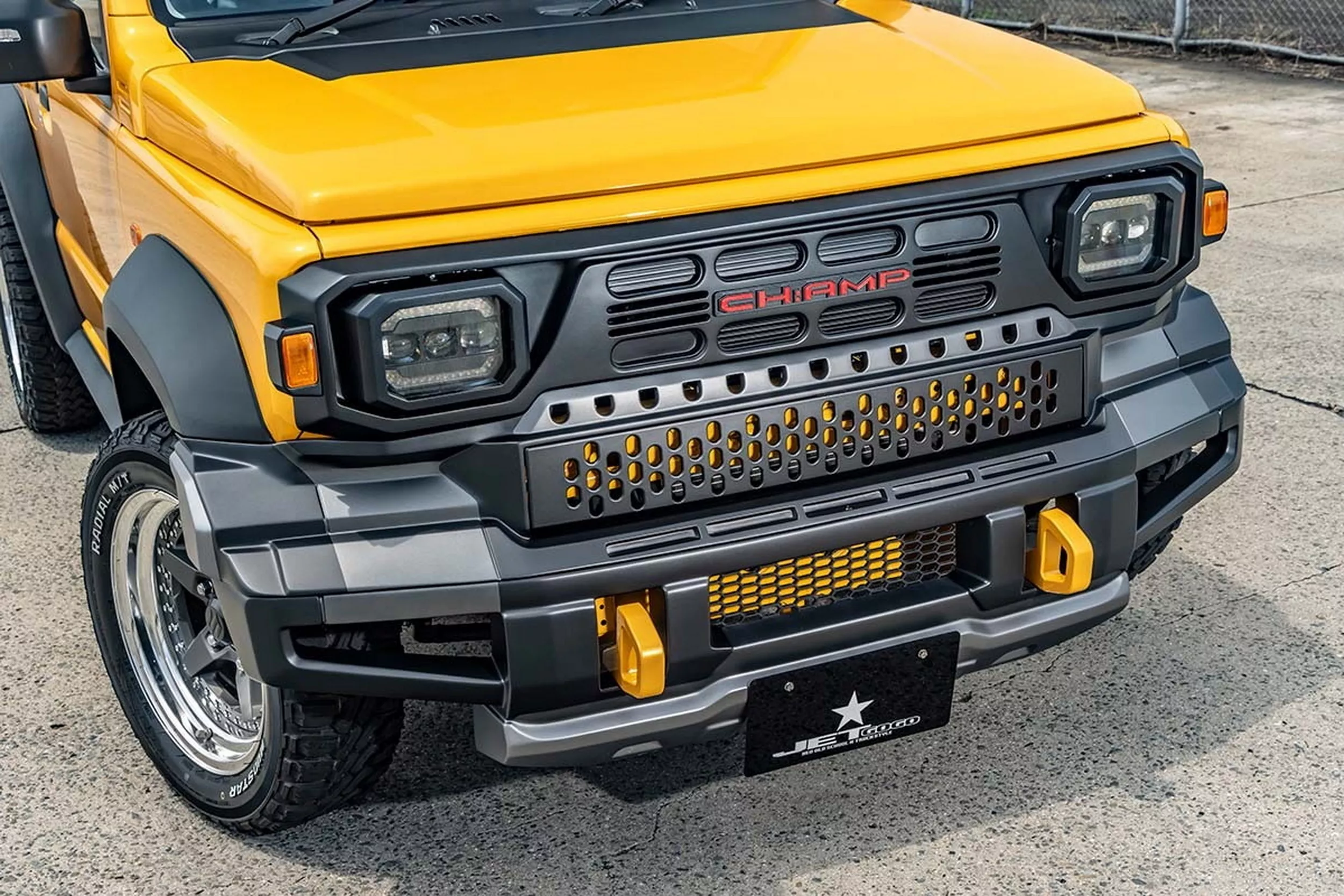 suzuki jimny toyota hilux champ garage ill 10