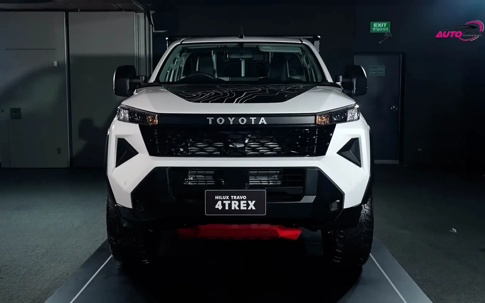 toyota hilux 2