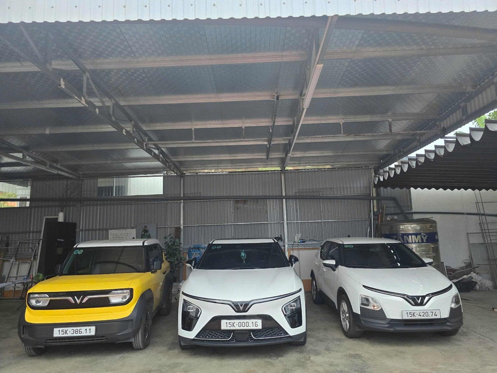 anh nghia chu xe vinfast 2