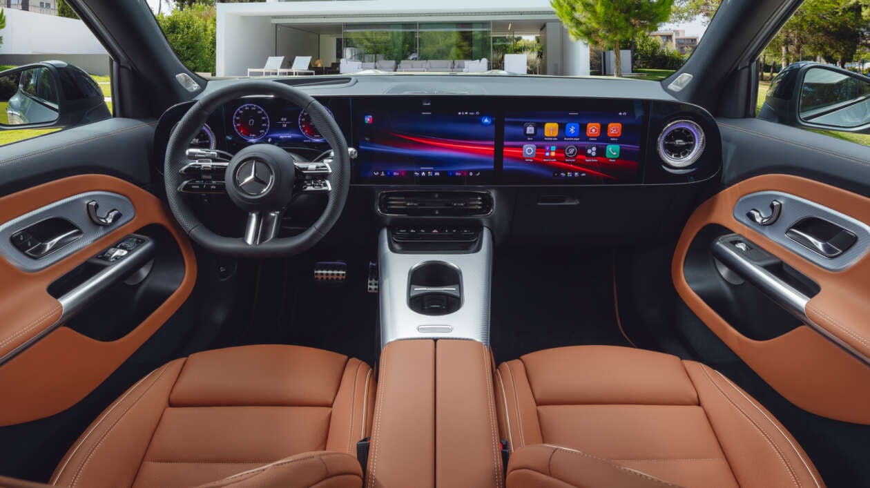 2026 mercedes benz glb teaser 9 e1763030367940 1260x707