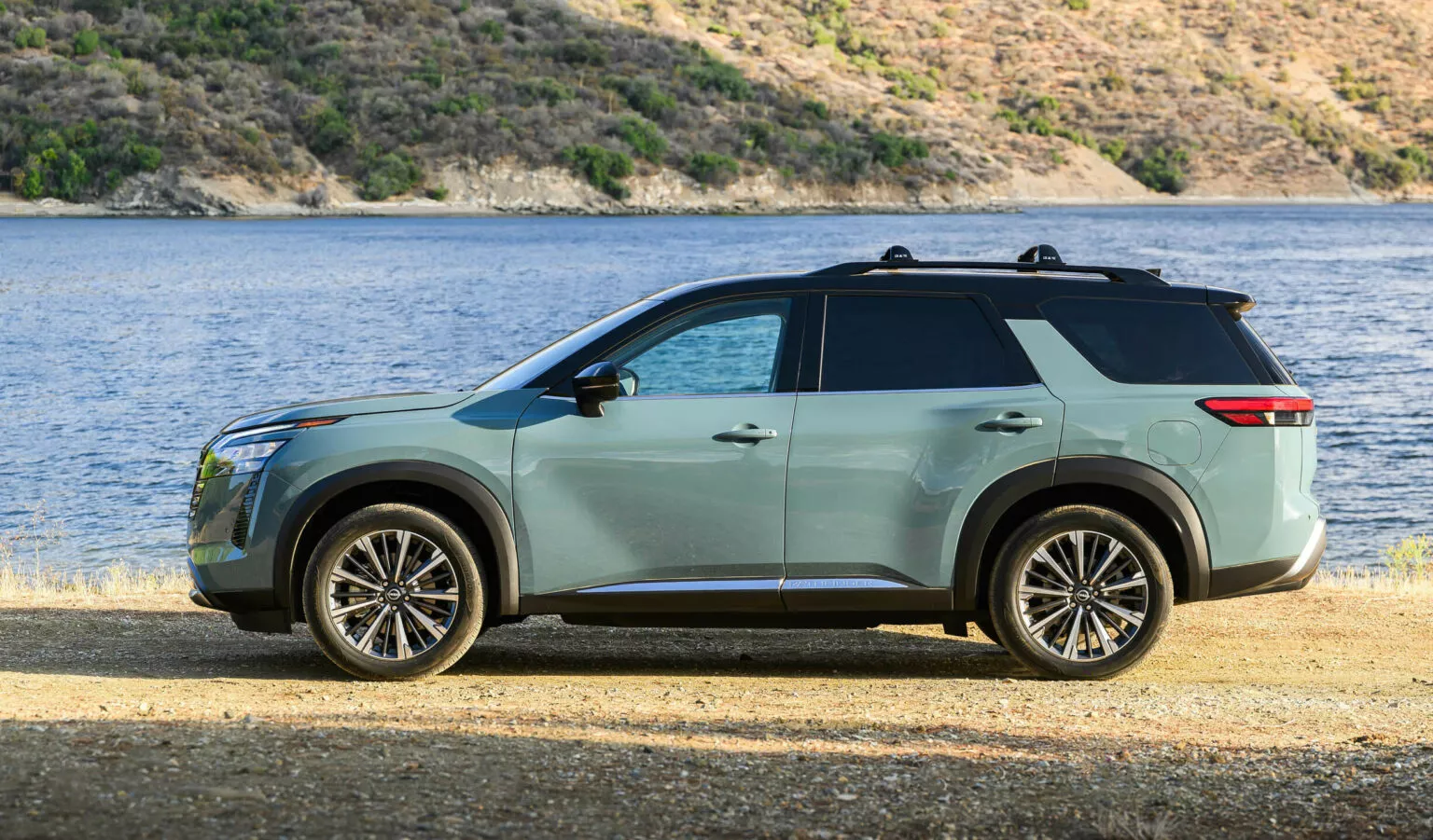 2026 nissan pathfinder 00022 1536x901