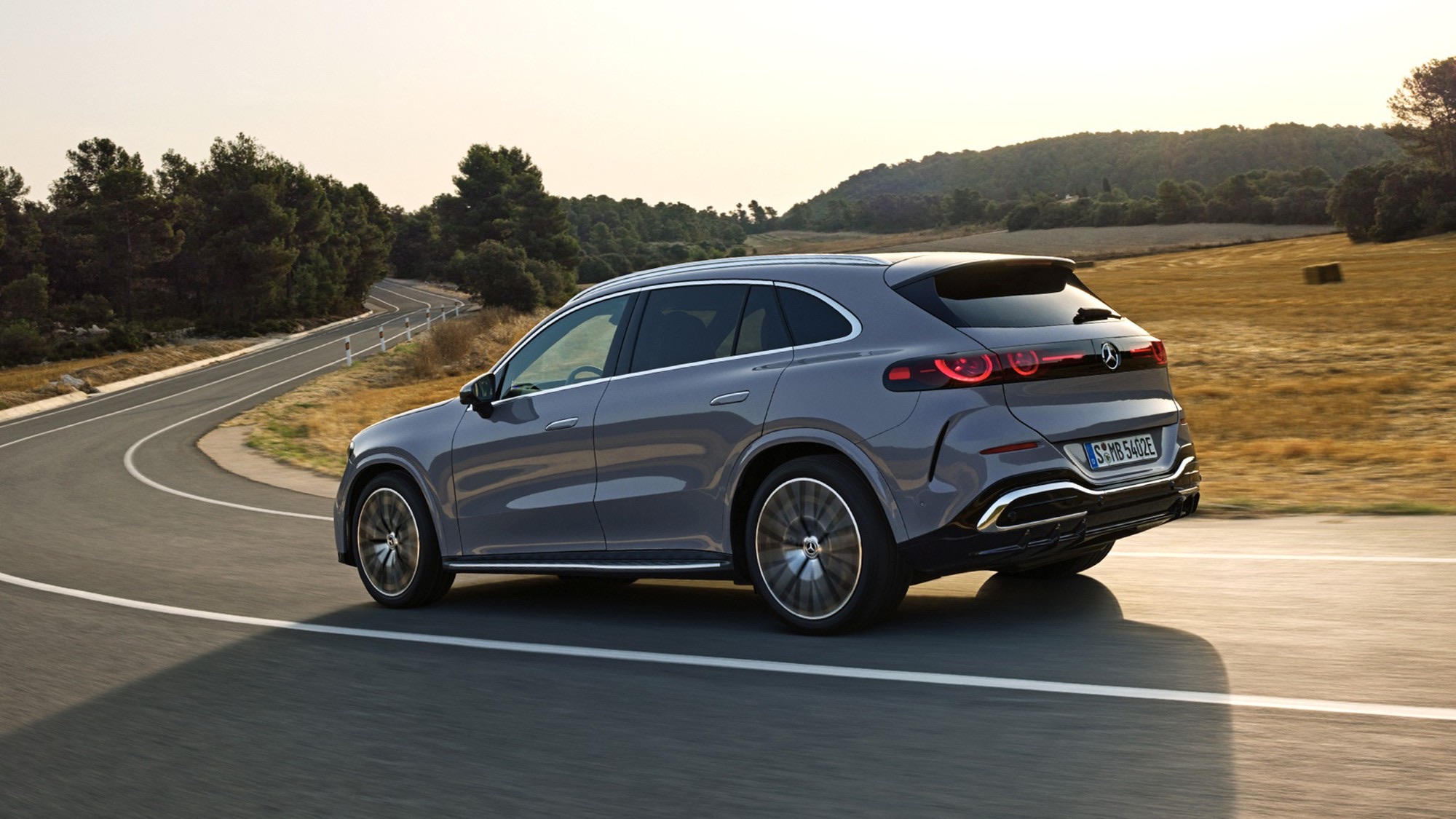 4 2027 mercedes benz glc ev silver 1757327190837 17573271910321144269939