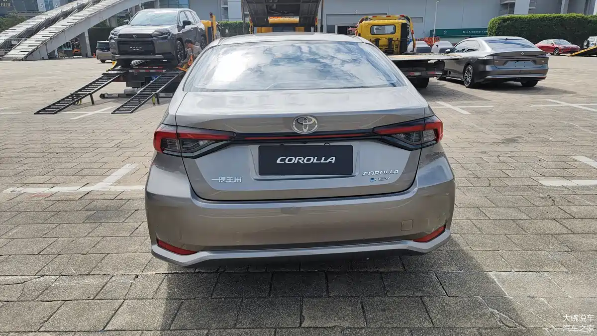 toyota corolla 2026 12