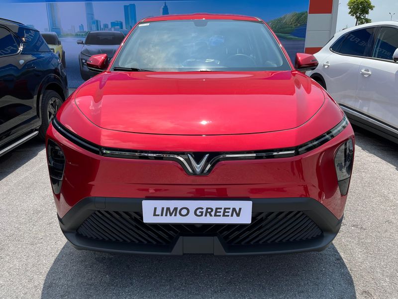 vinfast limo green 1758751707388