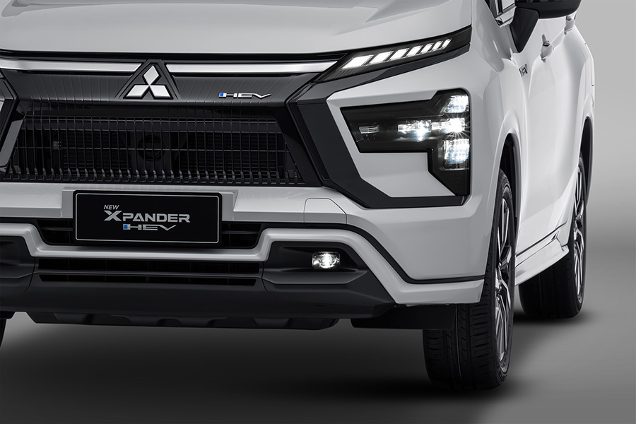 the new mitsubishi xpander hev106