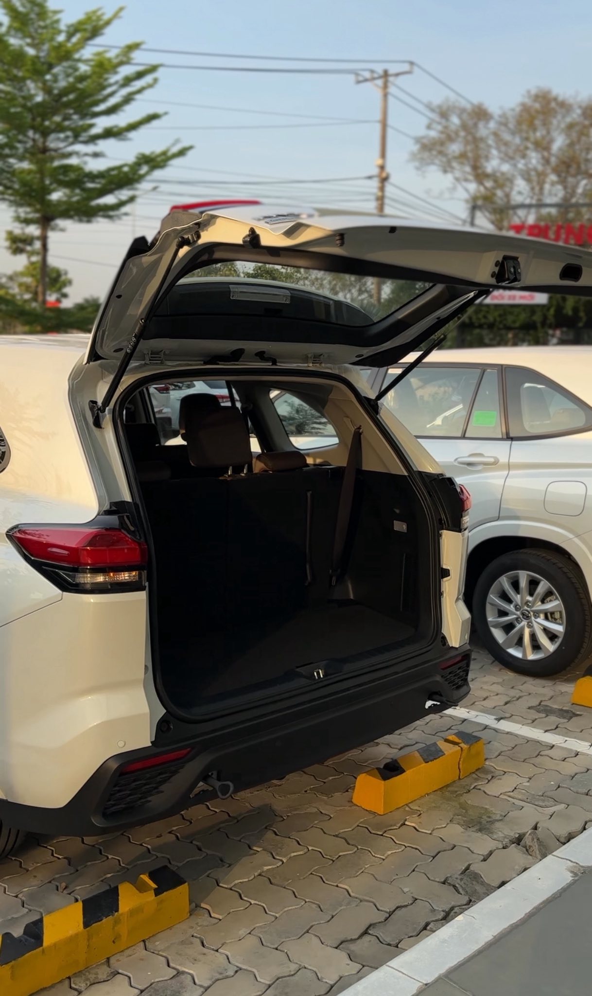 5908633781221875414904904232053517866786310397n