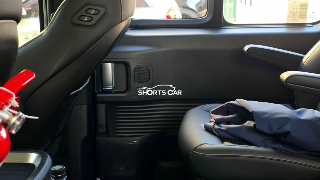hyundai staria facelift interior undisguised 7 1024x577