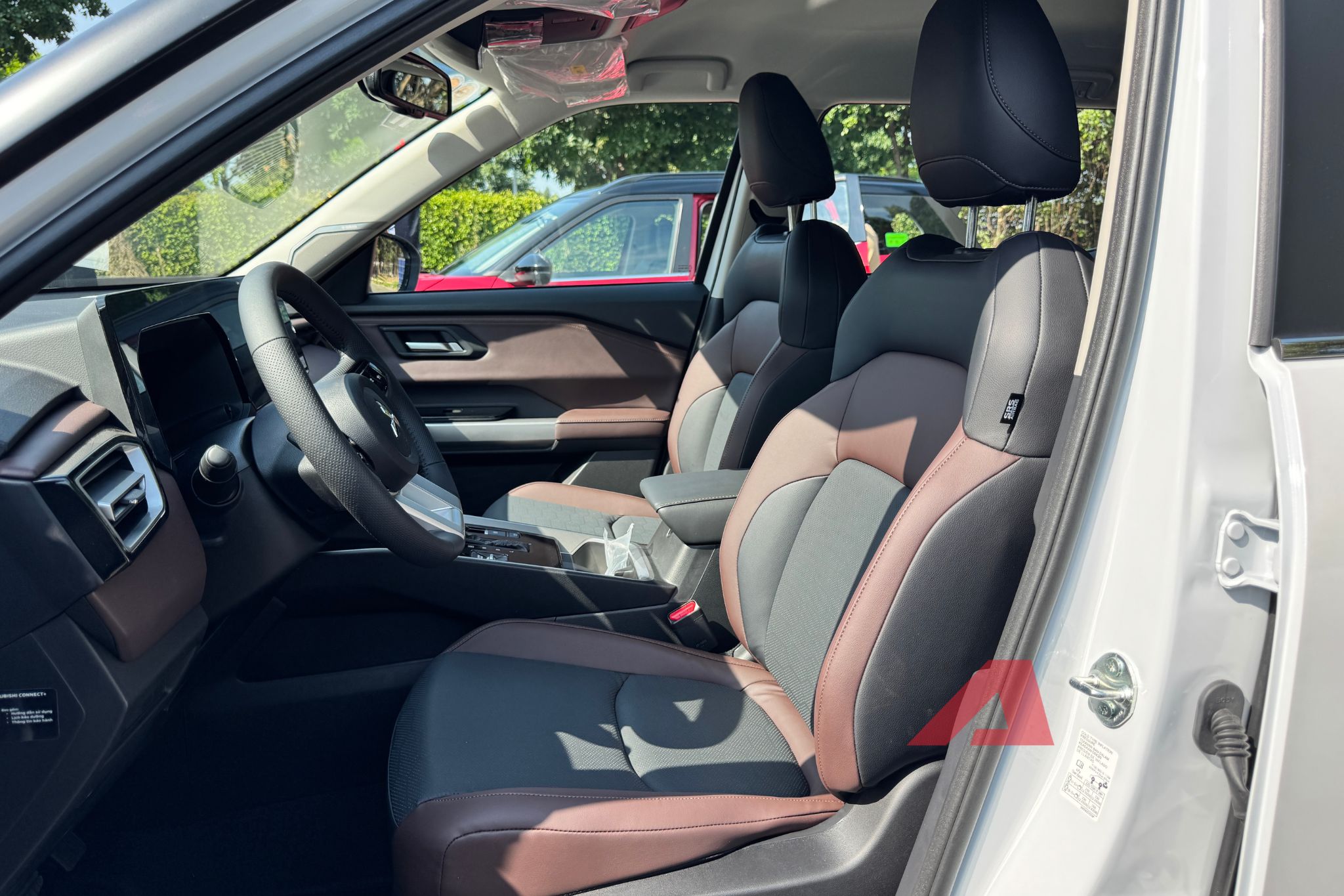 mitsubishi destinator ultimate 12