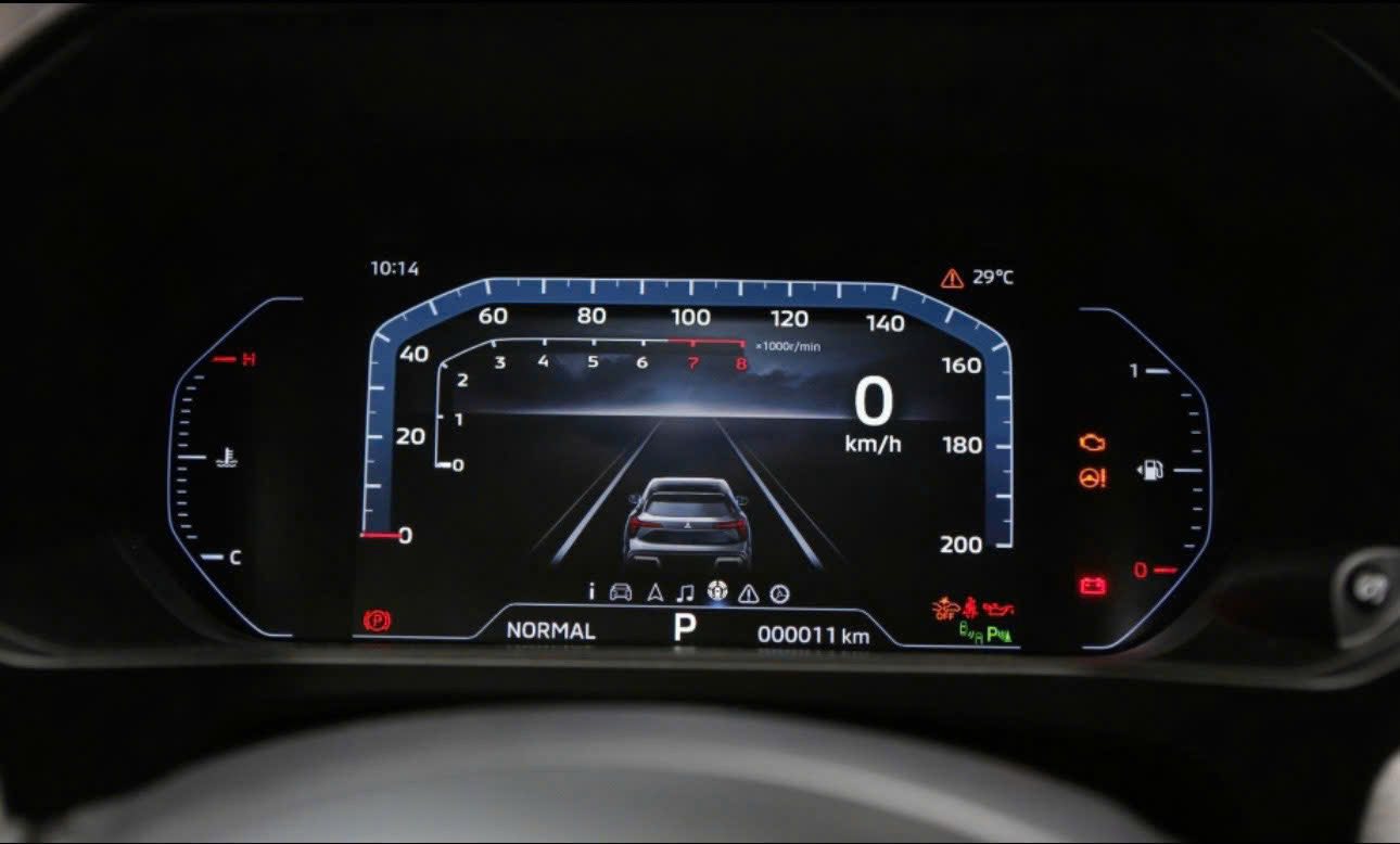 mitsubishi xforce premium 5