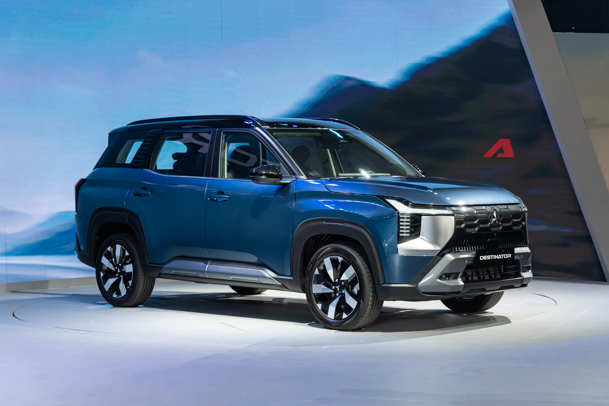 mitsubishi destinator 14