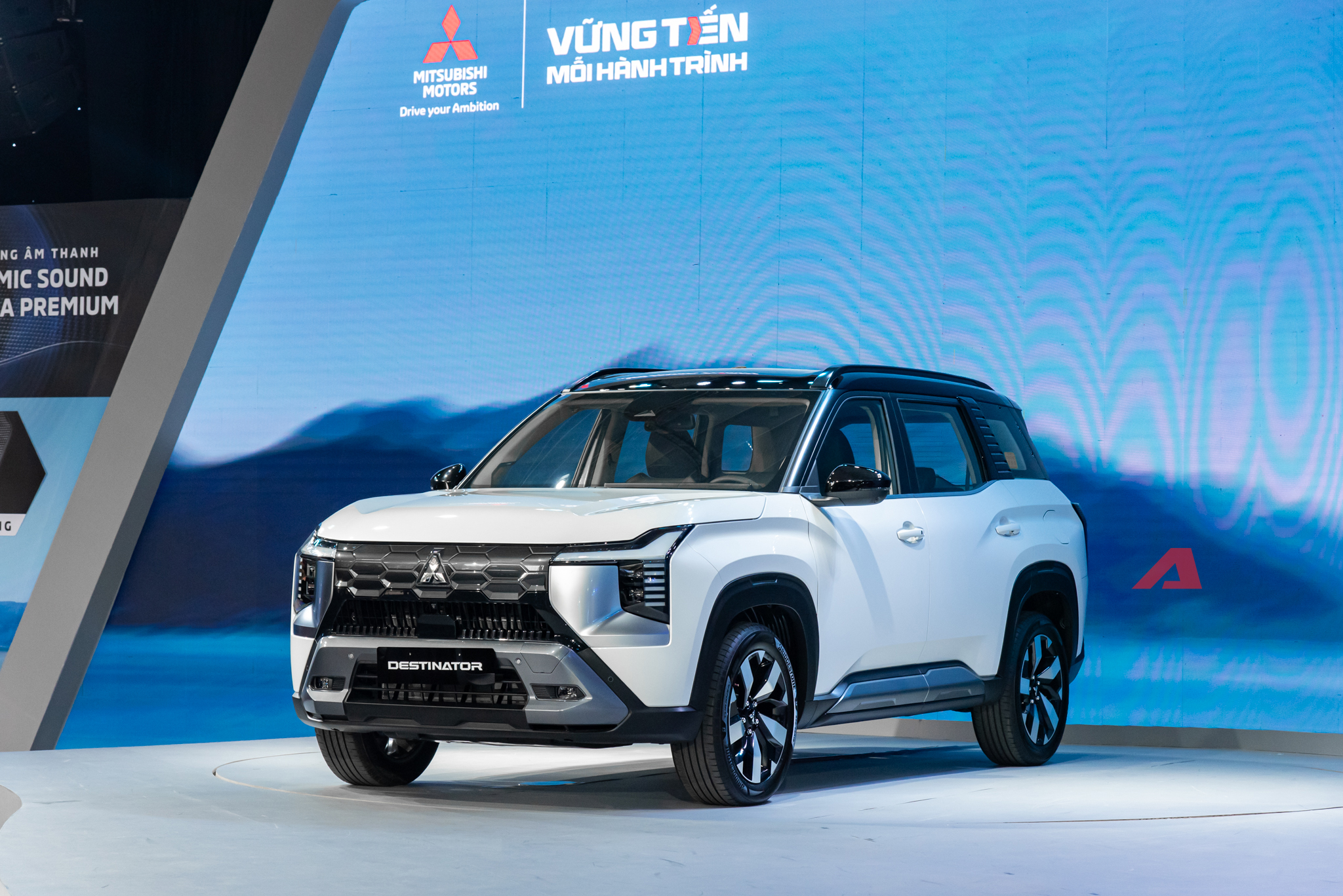 mitsubishi destinator 16