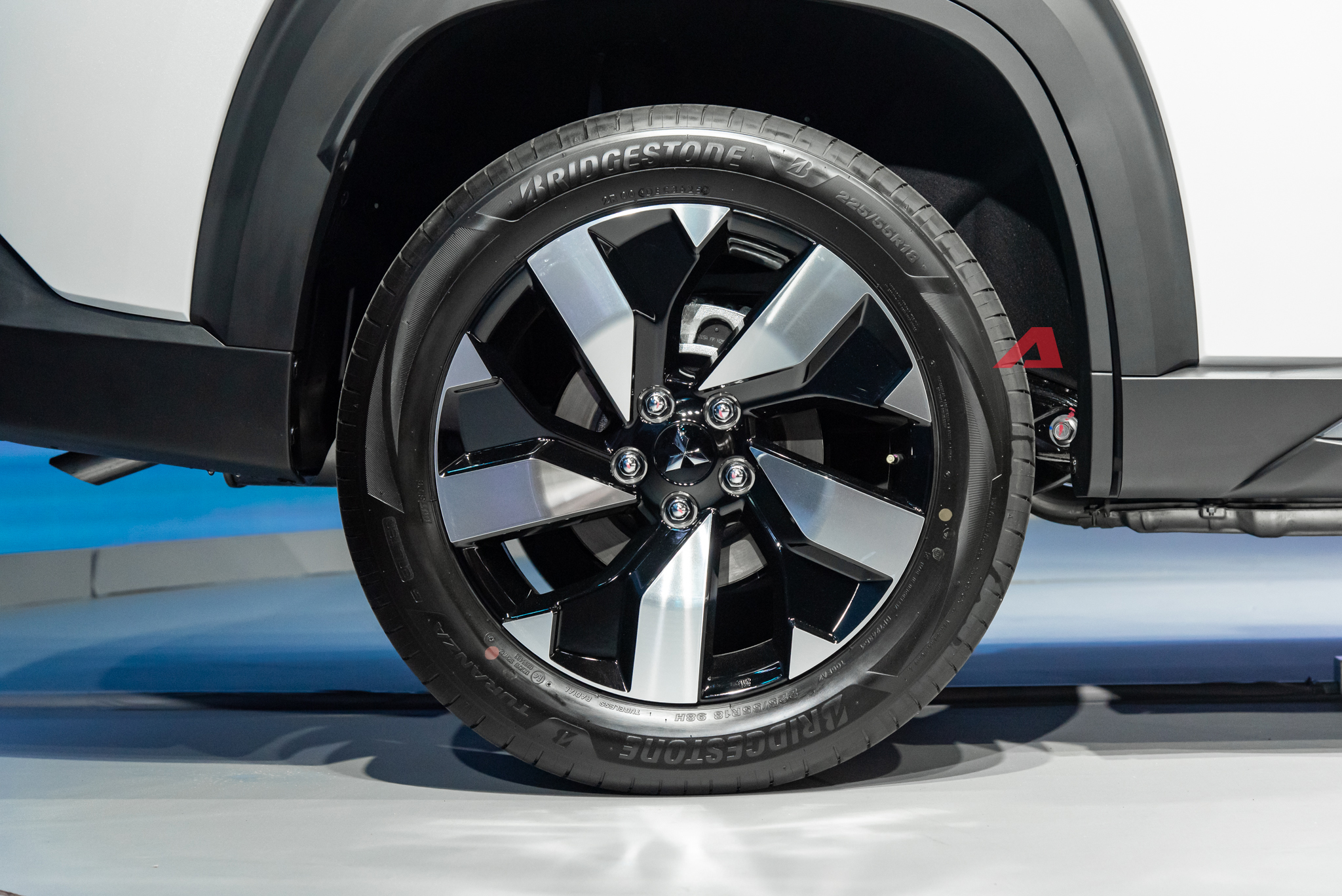 mitsubishi destinator 18