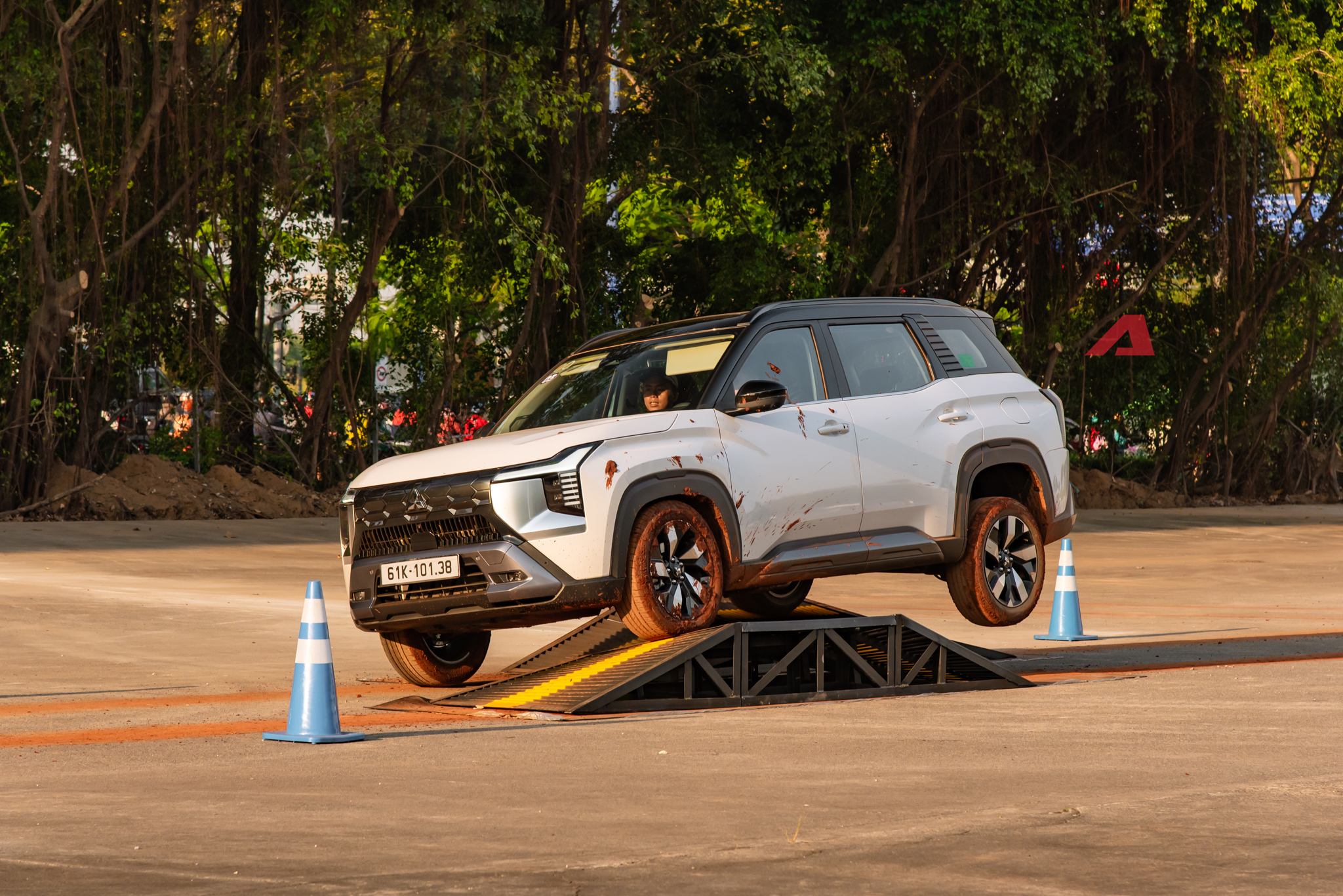 mitsubishi destinator 22