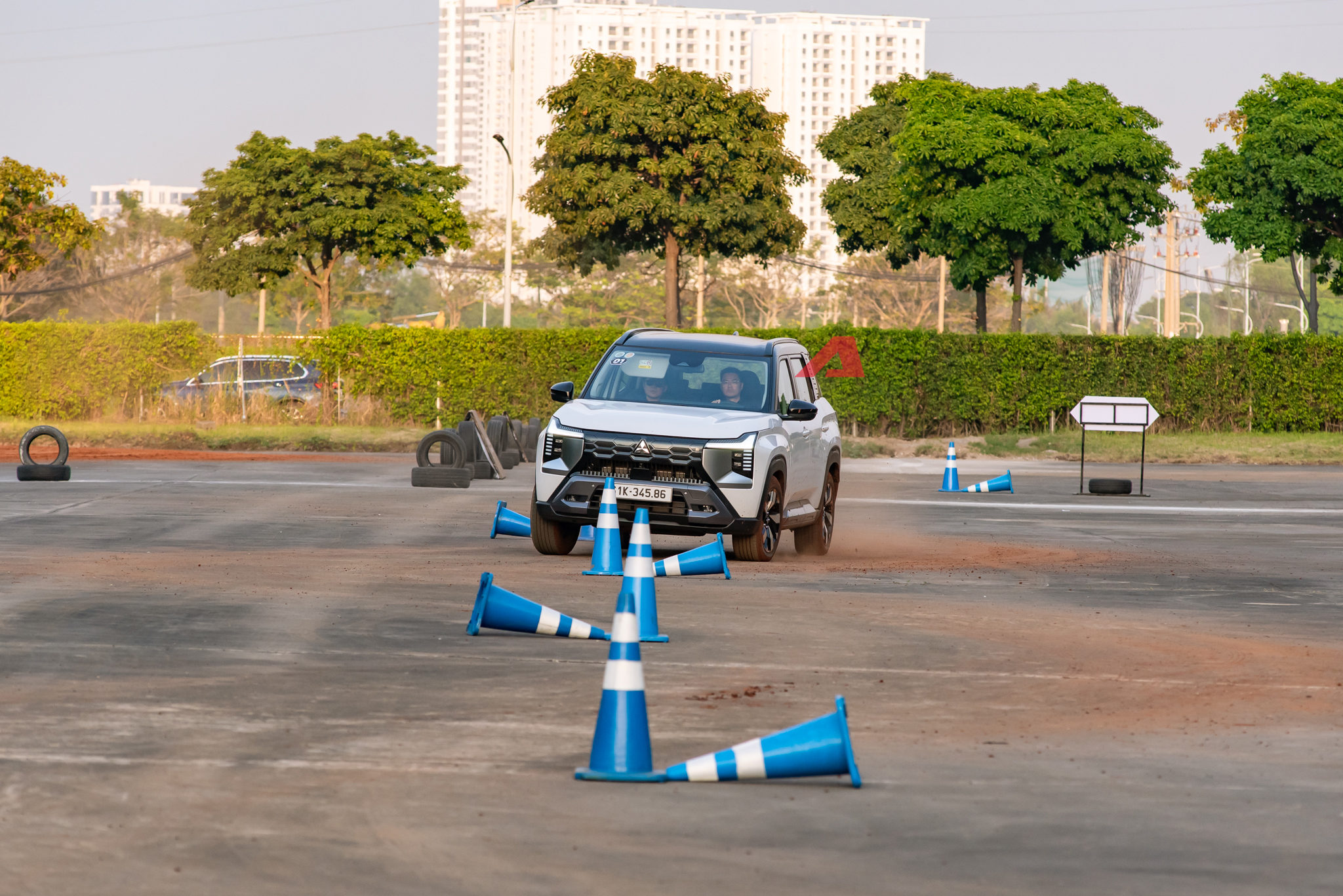 mitsubishi destinator 29