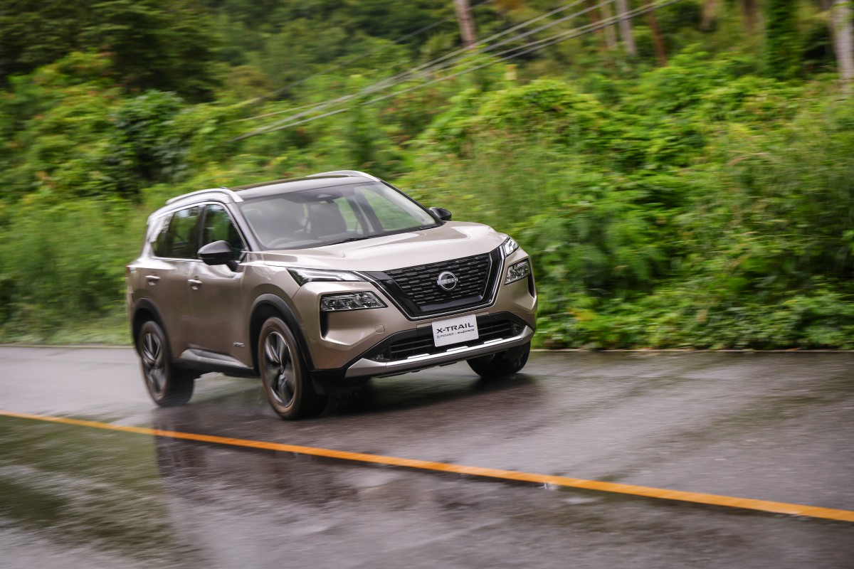 nissan launch x trail e power e 4orce in thailand nov 2025 55