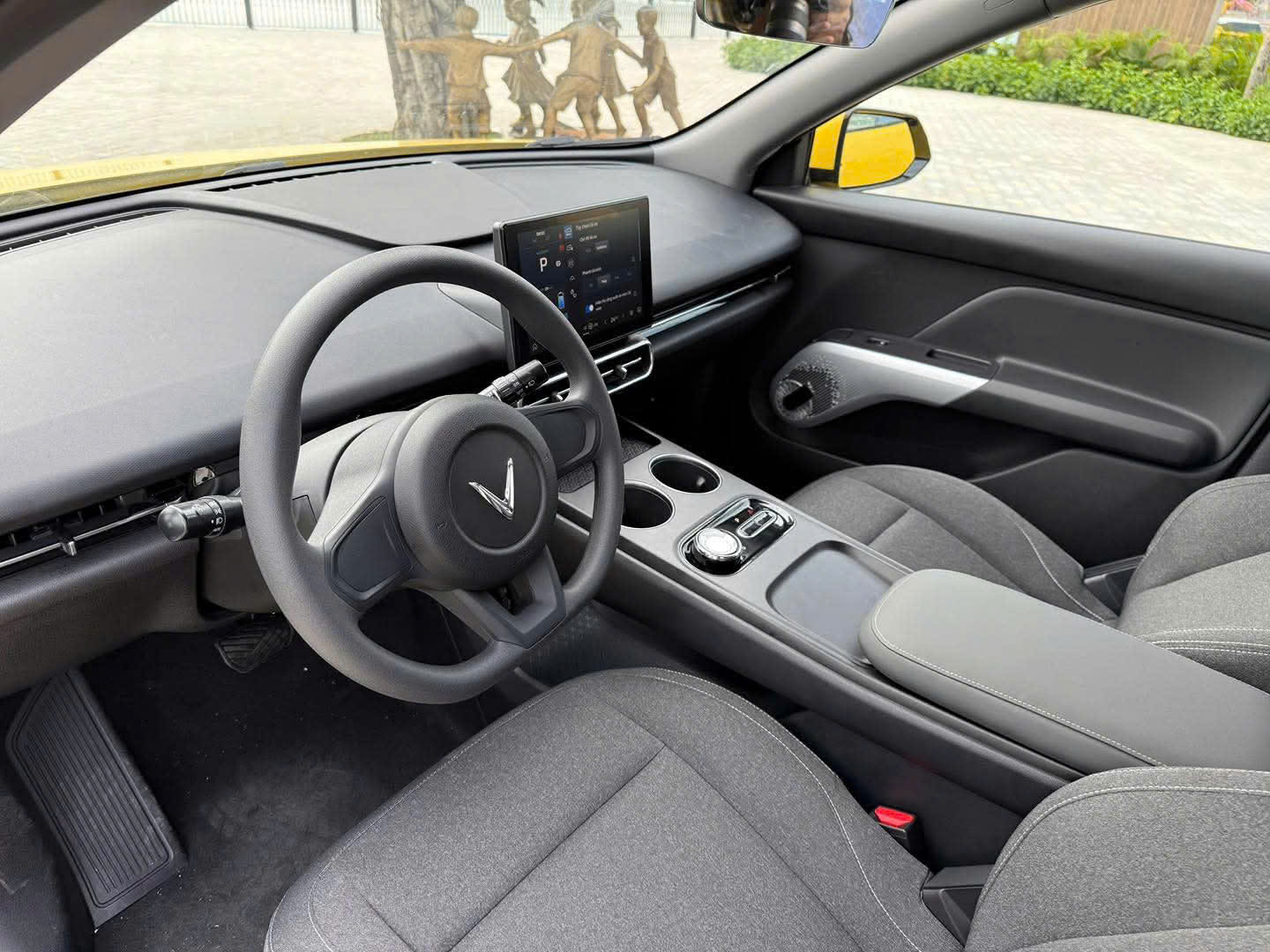 noi that vinfast limo green