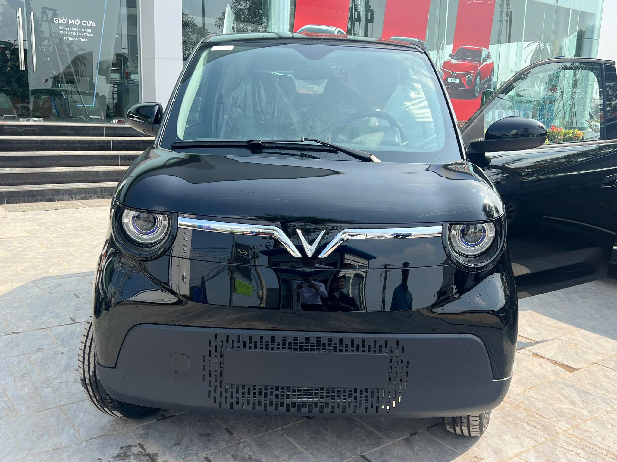 vinfast minio green 2