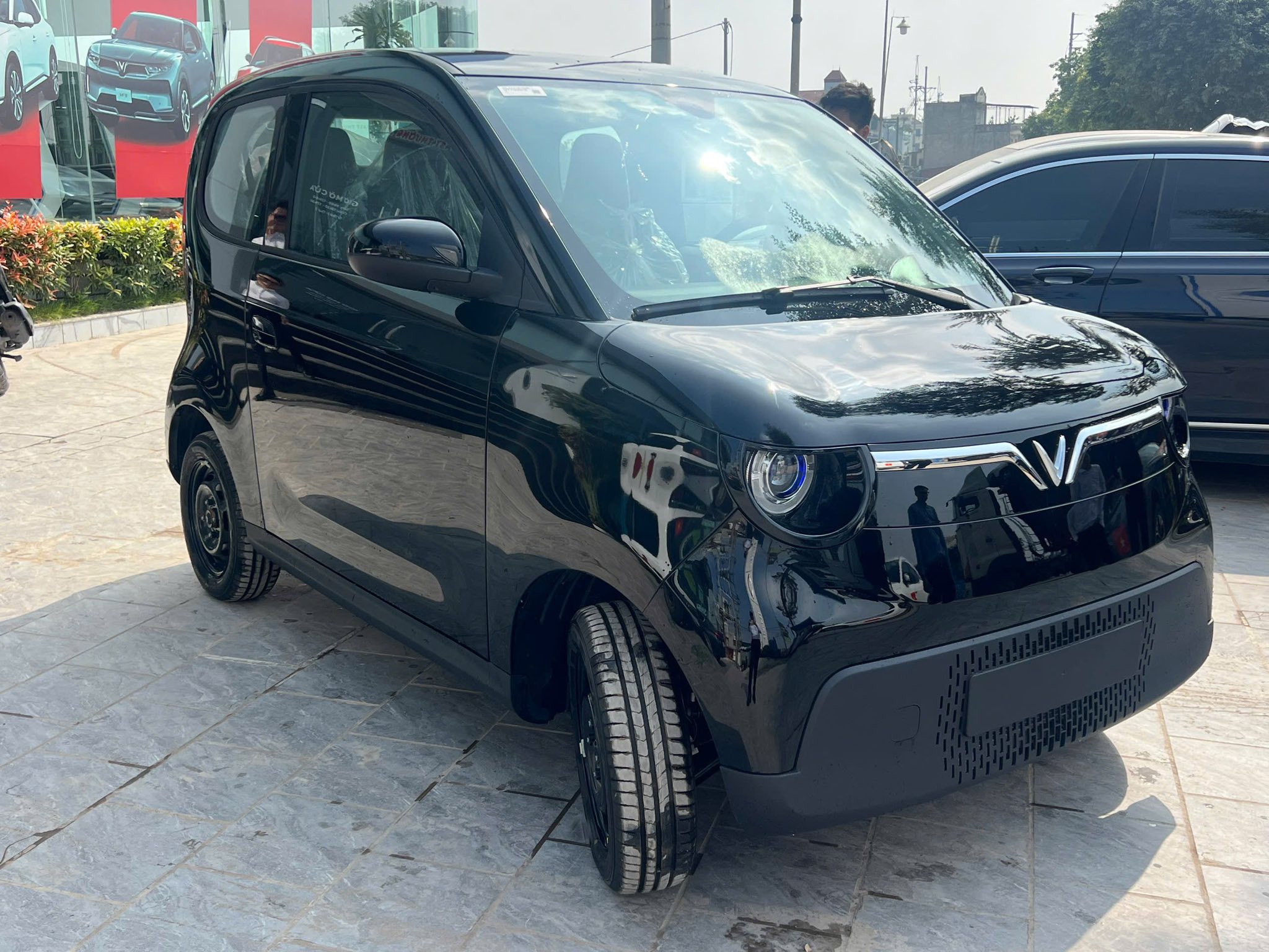 vinfast minio green 3