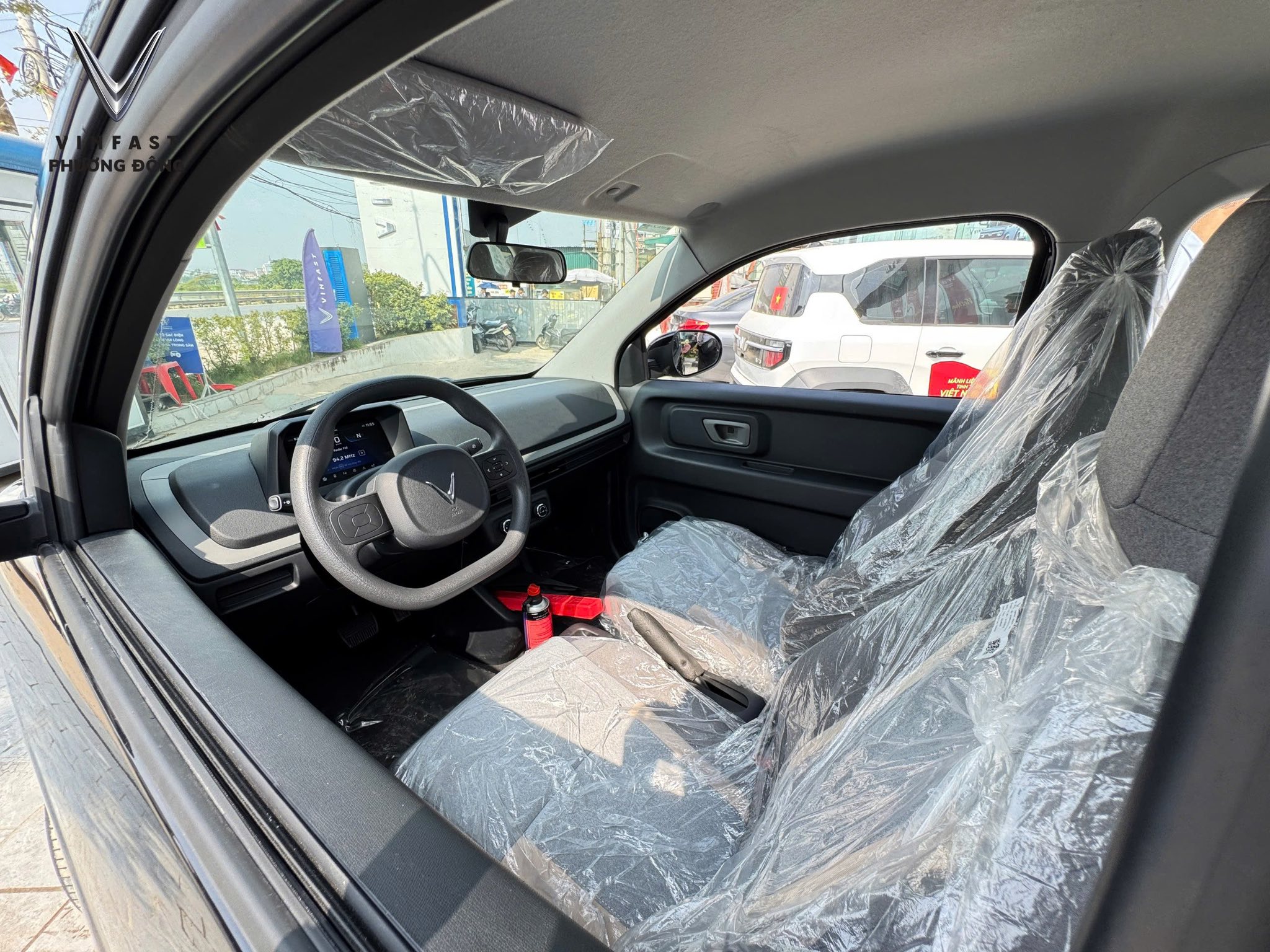 vinfast minio green 9