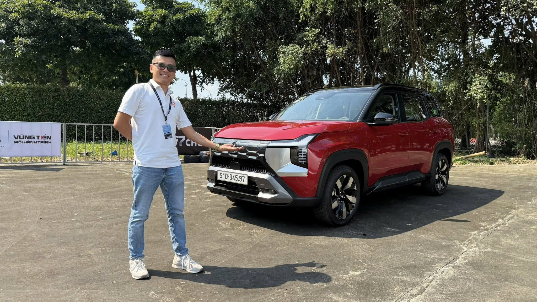 z72922097440194f1b9d4e7e3bc69b1f5b796f4d0e0165