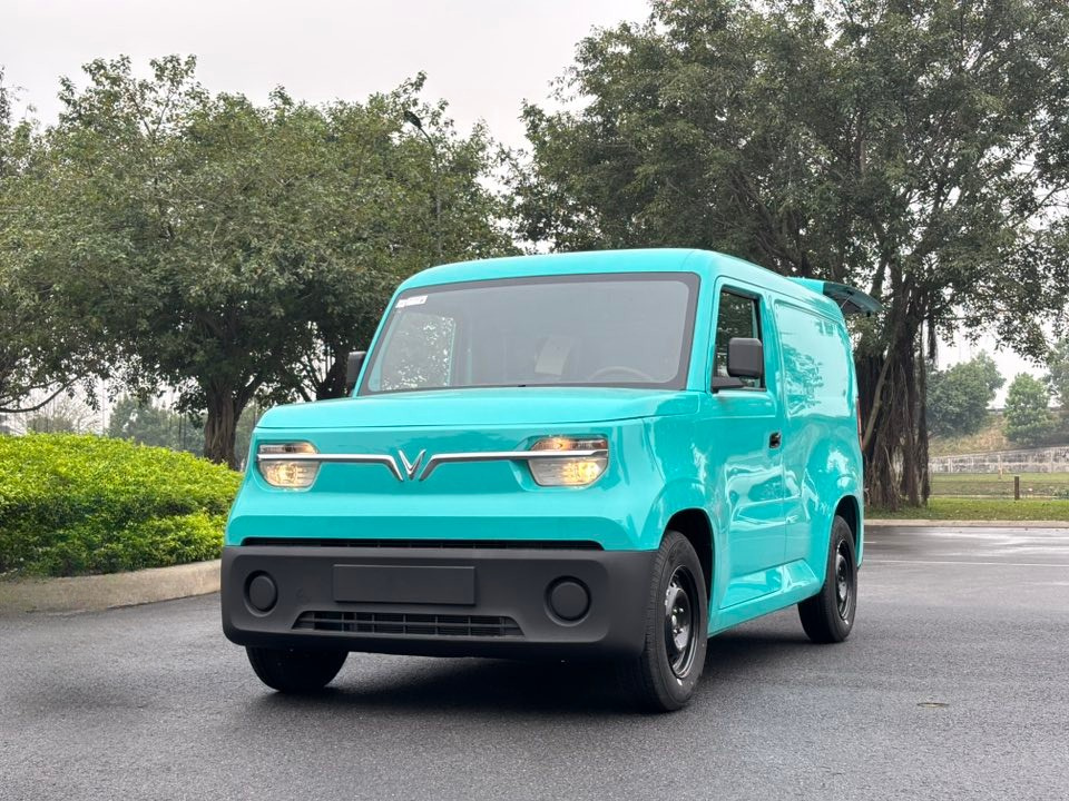 vinfast ec van 1
