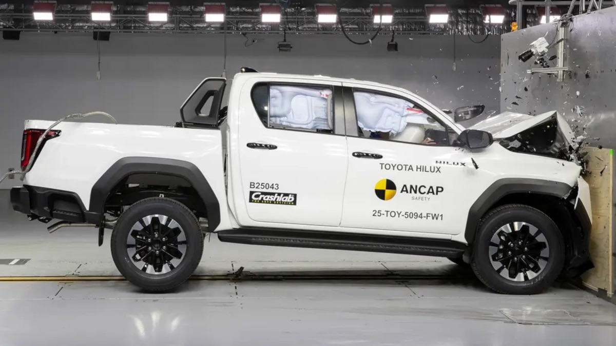 toyota hilux 2026 va cham 10
