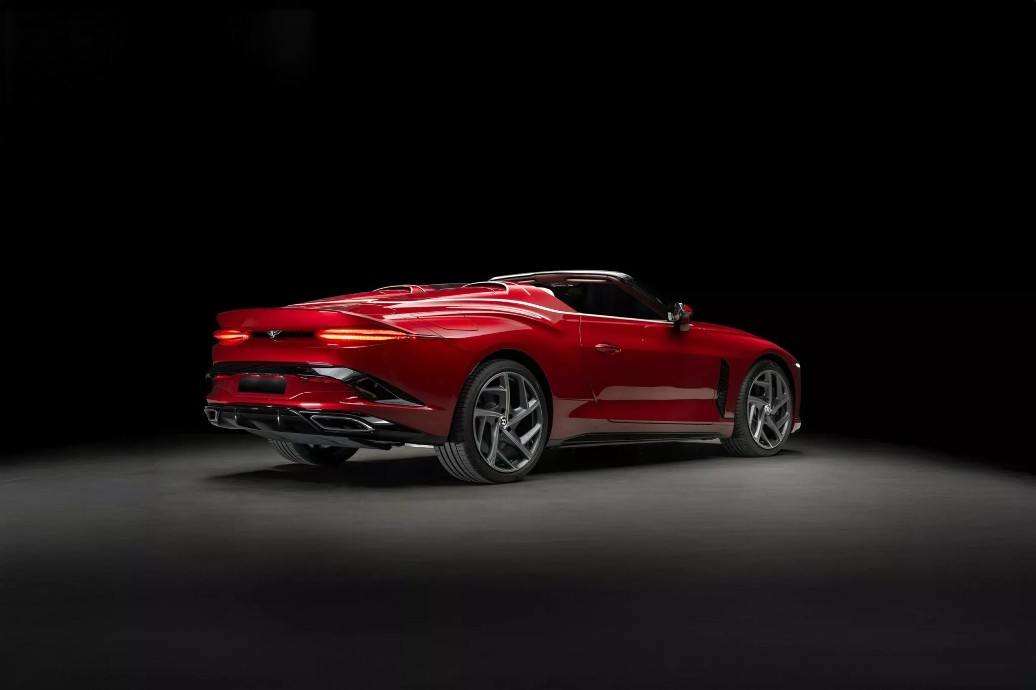 2021 bentley bacalar1400157 2048x1365