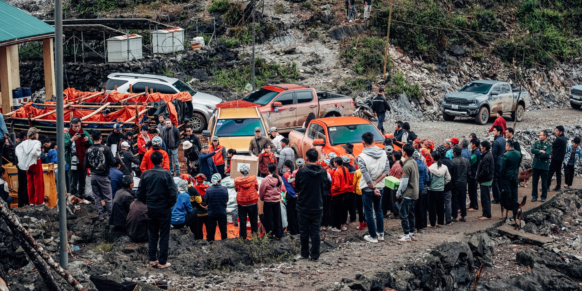 ford cao bang 2025 32