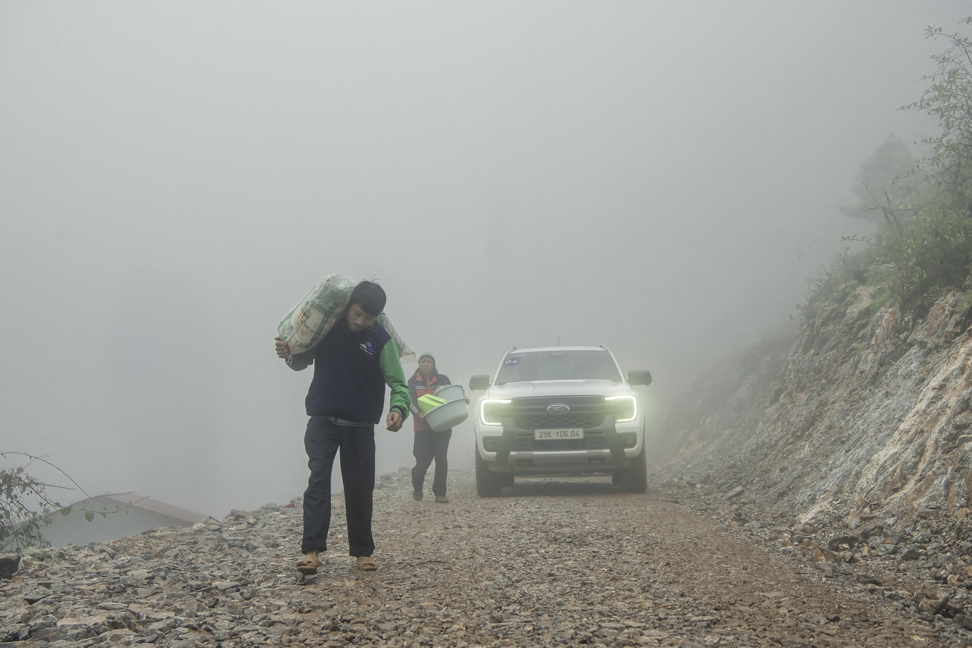 ford cao bang 2025 9