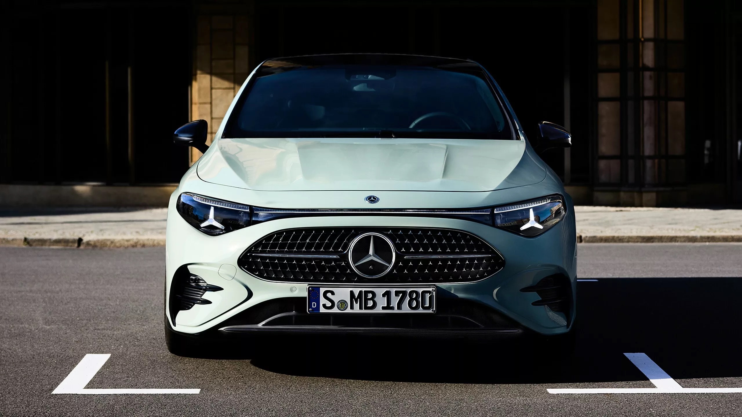 mercedes cla hybrid 6