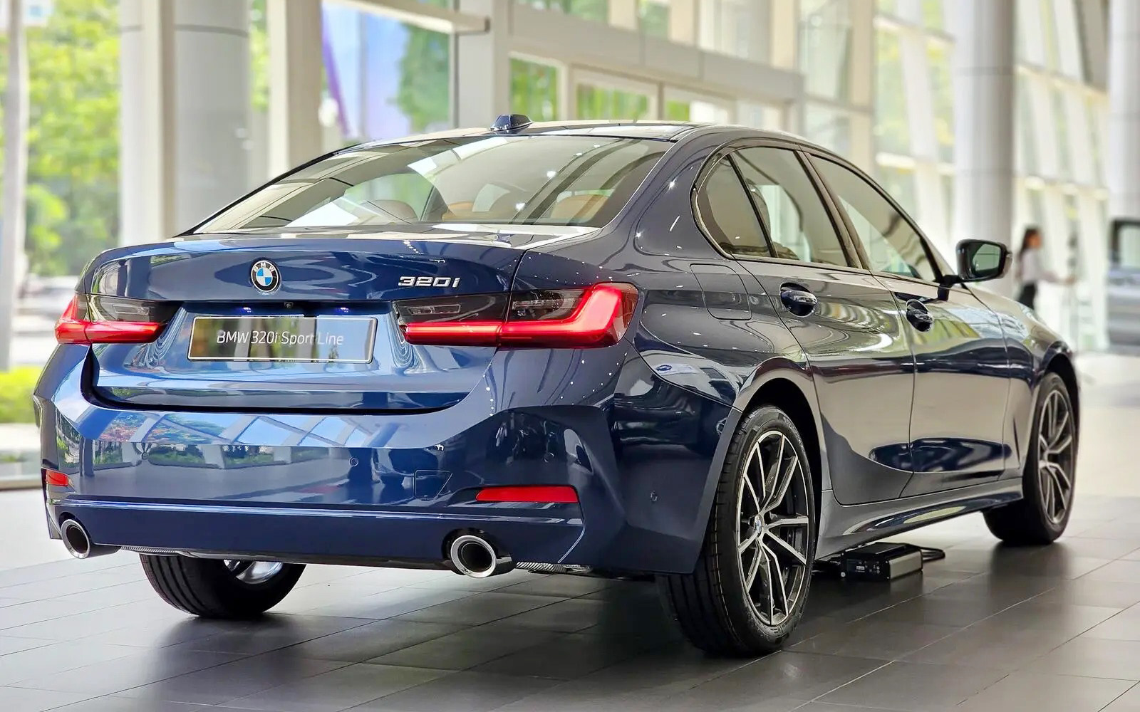 bmw 320i 7