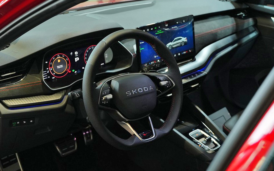 skoda octavia rs vn 15 1766276080598 17662760827541652414159