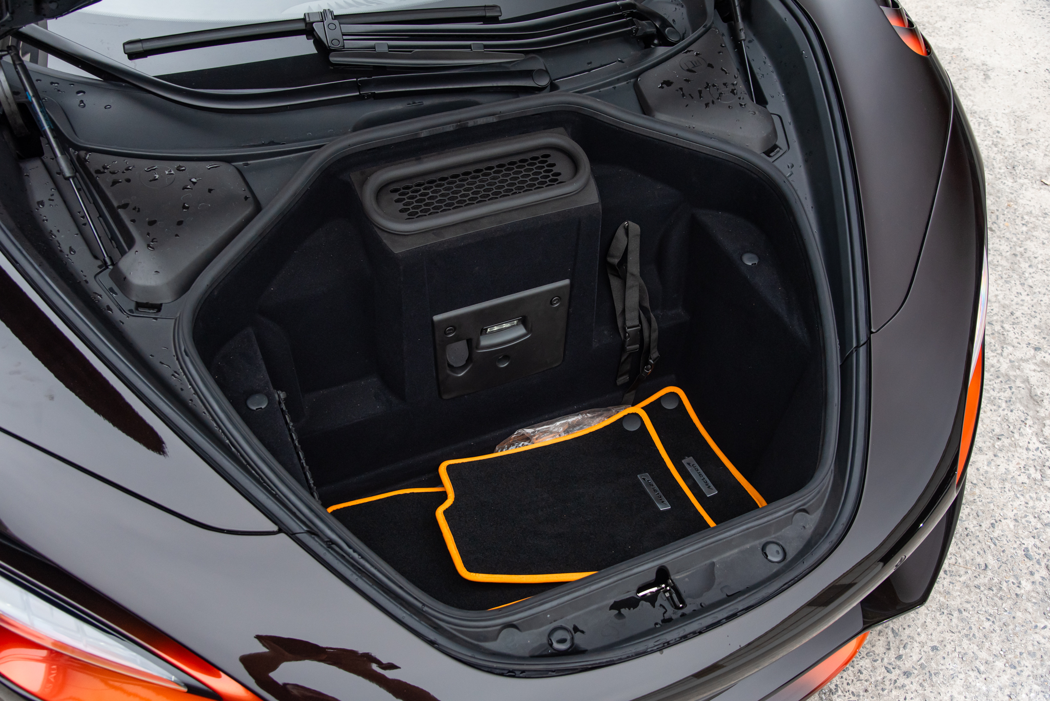 mclaren 750s spider 35