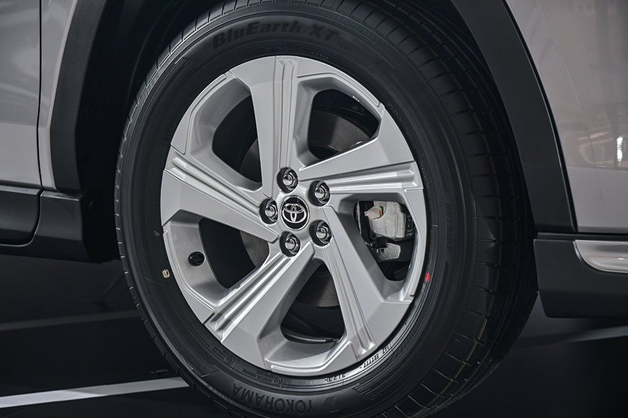 toyota yaris cross hev smart 9