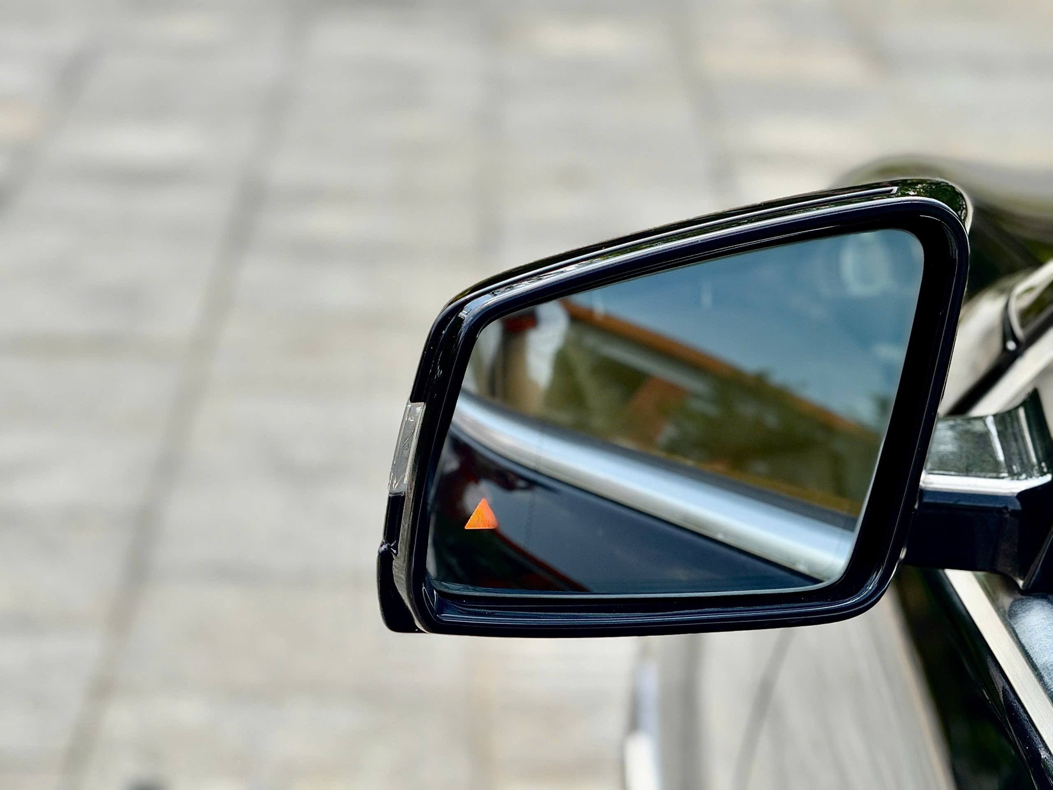 611330227254528041110771533480510924651572076n