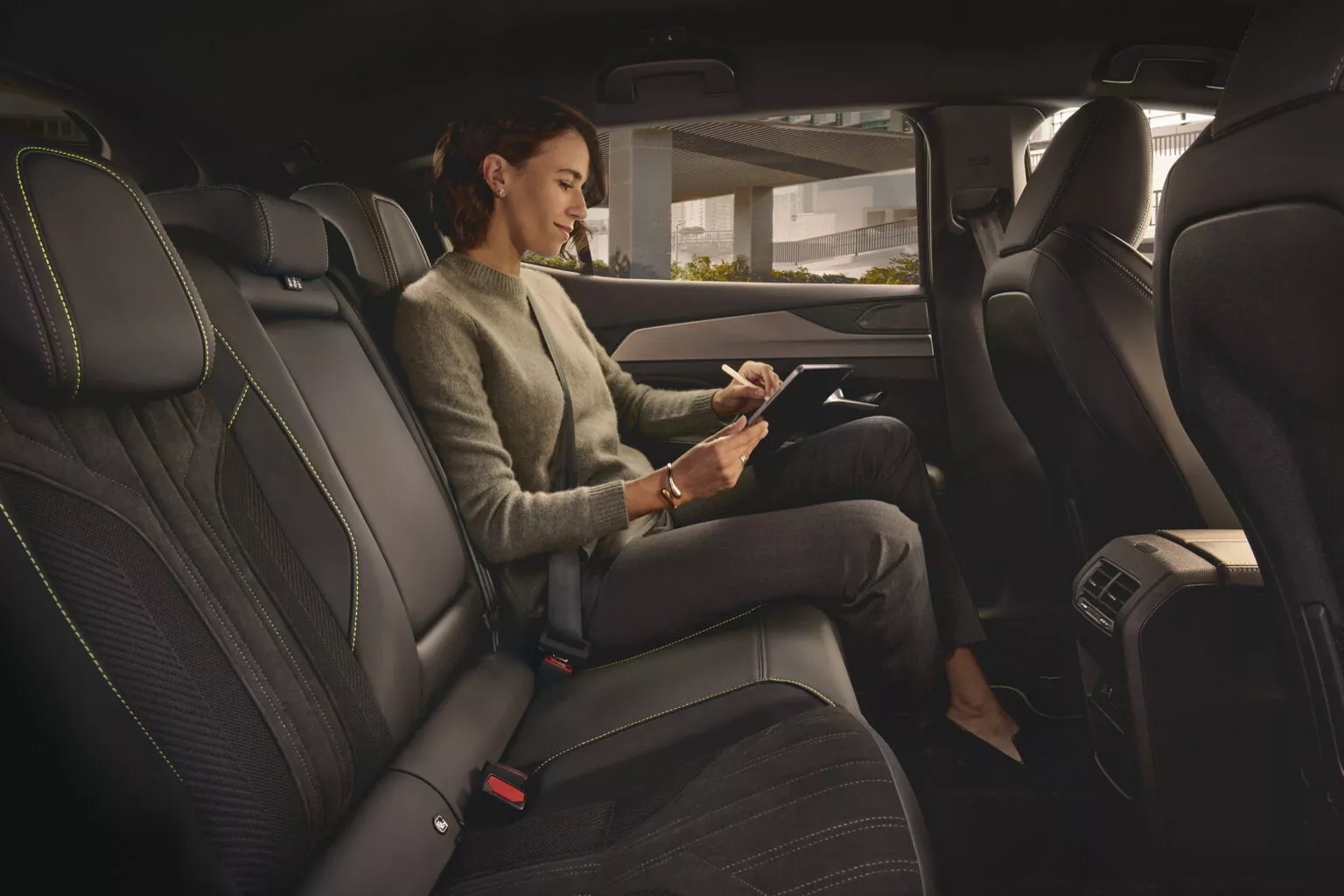 peugeot 408 nang cap 2026 16