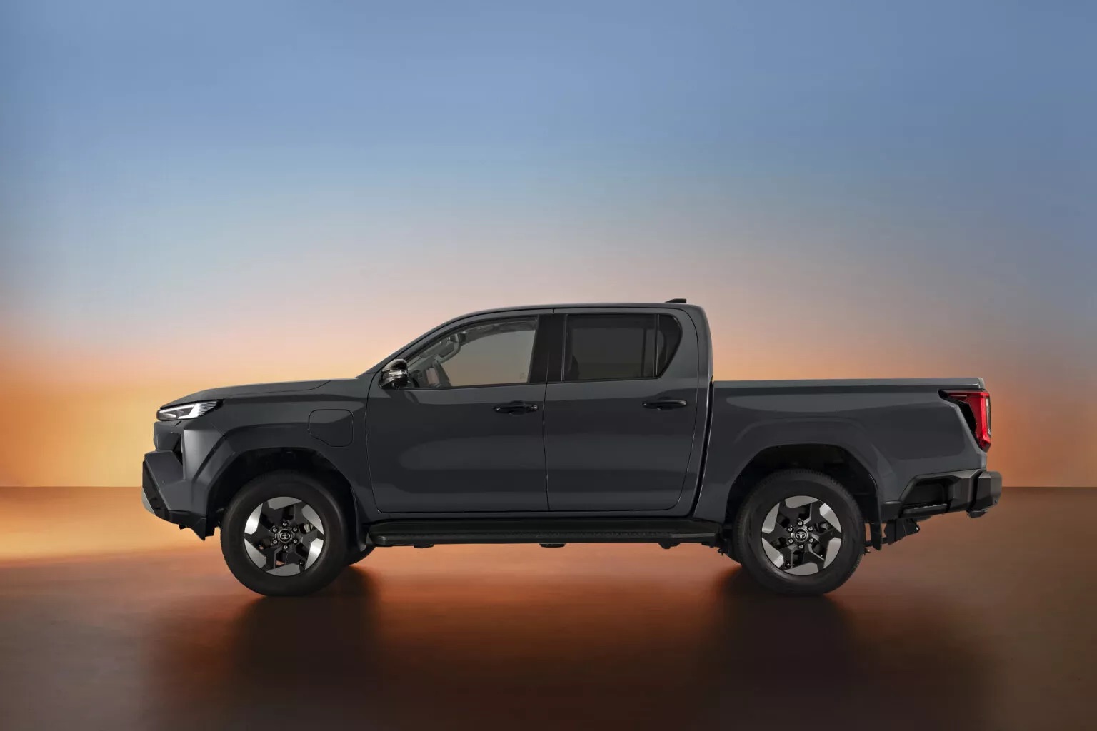 toyota hilux dien viet nam 11