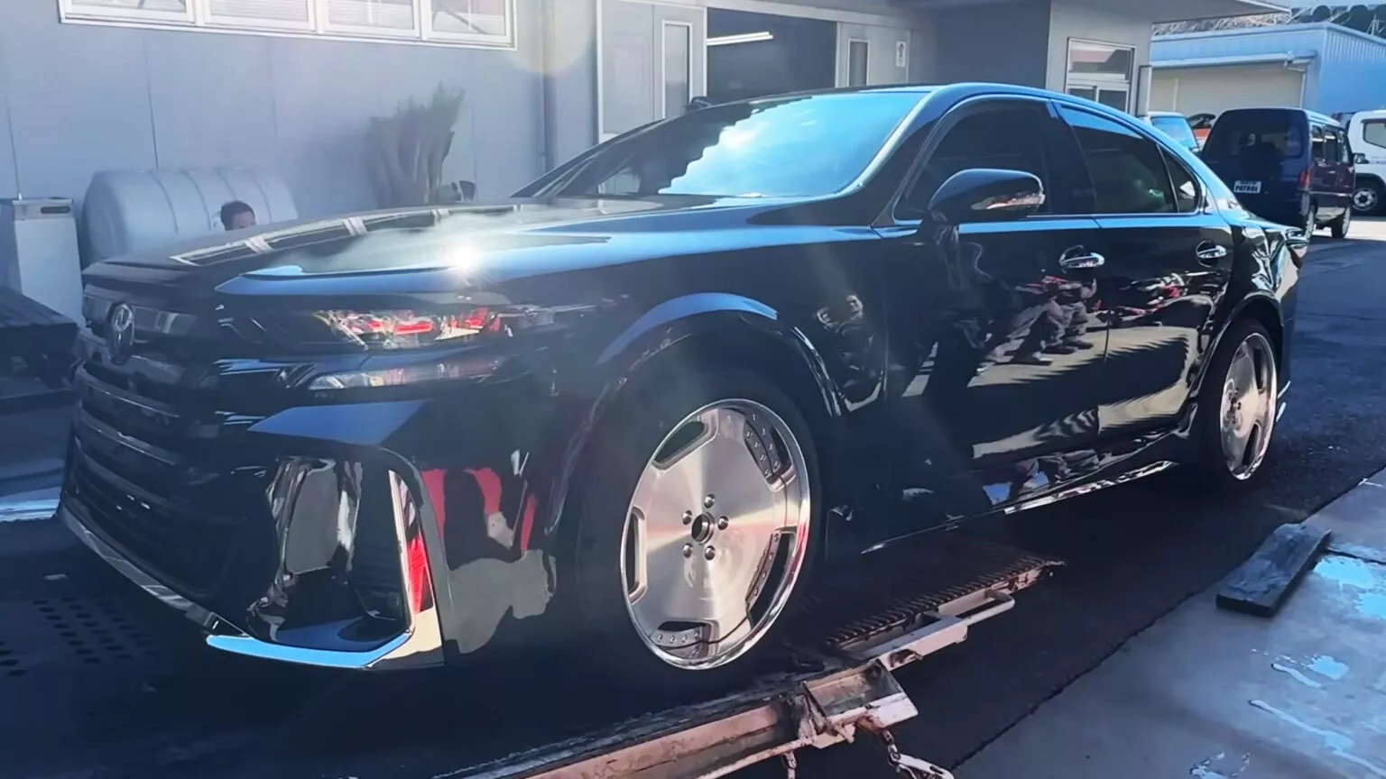 lexus ls lai toyota alphard 6